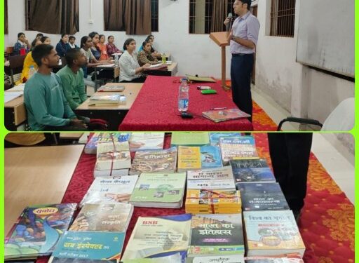 *भारत निर्माण कोचिंग में शिक्षक की भूमिका में आए कलेक्टर* *• लिया विद्यार्थियों का विशेष सत्र, इतिहास और संविधान की गूढ़ जानकारियों को सरलता से समझा गए कलेक्टर* *• प्रत्येक शनिवार लेंगे विशेष सत्र* देखे VIDEO