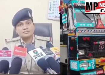 GST चोरी के संदेह में पकड़ा कंटेनर, 90 लाख की K10 नामक सिगरेट मिली VIDEO