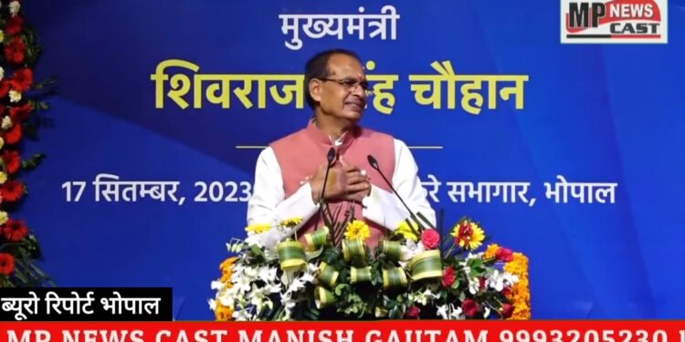 मेरा सपना है कि मेरी कोई बहन, मेरा कोई भाई टूटी-फूटी झोपड़ी में न रहे। छोटा ही सही, लेकिन उनका पक्का मकान बन जाए: CM