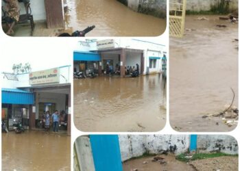 बारिश से आमजन को पहुँची राहत, अस्पताल परिसर में भरा पानी