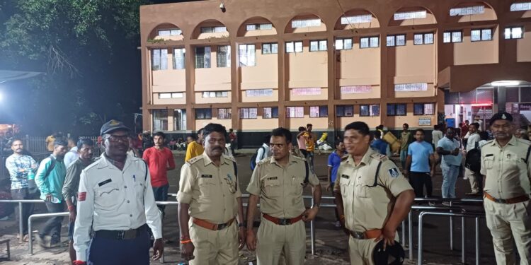 पुलिस अधीक्षक डॉक्टर सिंह के निर्देशन में इटारसी एसडीओपी और टीआई के नेतृत्व में विशेष जांच अभियान चलाया गया