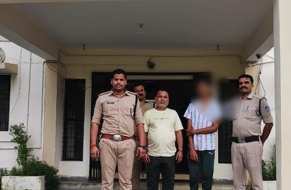 कटनी थाना कोतवाली पुलिस द्वारा अपहृत नाबालिक बालक को महज 4 घंटे के अंदर सकुशल दस्तयाब कर परिवारजनों को सुपुर्द किया गया