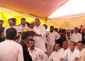 पवई पहुंची कांग्रेस पार्टी की जन आक्रोश यात्रा |  जगदीश स्वामी मंदिर में हुई आम सभा आयोजित |