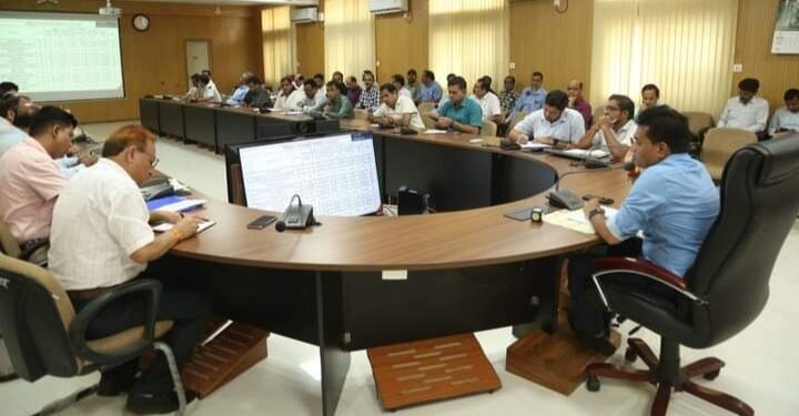 कर्मचारियों के पेंशन प्रकरण तीन दिवस में निराकरण न होने पर  विकासखंड शिक्षा अधिकारियों पर होगी कार्रवाई – कलेक्टर