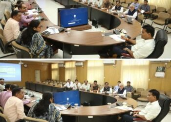 आदर्श आचरण संहिता तथा व्यय दरों से अवगत हुए राजनैतिक दलों के पदाधिकारी