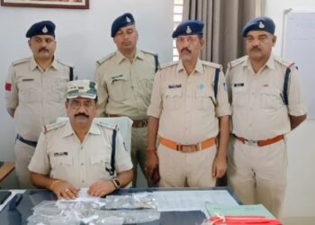 पुलिस ने किया 48 घंटे के अंदर चोरी का खुलासा।आरोपियों को गिरफतार कर माल किया बरामद।पुलिस टीम होगी प्रोत्साहित।
