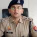 दो सिपाही पवन चौधरी और रविंद्र गिरफ्तार हुए हैं। आरोप है कि इन्होंने गणेश चतुर्थी मेला ड्यूटी से लौट रही महिला दरोगा की कार रोककर छेड़छाड़-अभद्रता की। दोनों सिपाही सस्पेंड भी हुए।
