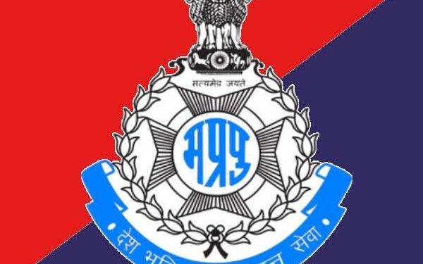 स्मैक बेच रही महिला को मुखबिर से मिली सूचना पर कोतवाली पुलिस ने धरदबोचा, आरोपिया के कब्जे से सवा दो लाख रू की 15 ग्राम स्मैक बरामद