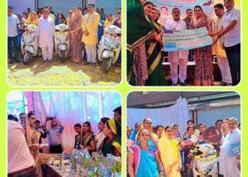 पर्यावरण मित्र प्रोत्साहन योजना अंतर्गत स्कूटी वितरण कार्यक्रम संपन्न