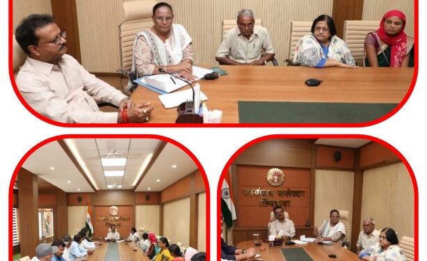 कलेक्टर एवं अध्यक्ष जिला सैनिक बोर्ड मनोज पुष्प ने आज कलेक्ट्रेट मिनी संवाद कक्ष में जिला सैनिक बोर्ड की त्रैमासिक बैठक ली