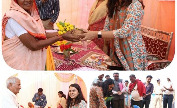 कलेक्टर ने वरिष्ठ मतदाताओं का किया सम्मान विधानसभा निर्वाचन में नैतिक मतदान की दिलाई शपथ हर एक वोट का बताया महत्व