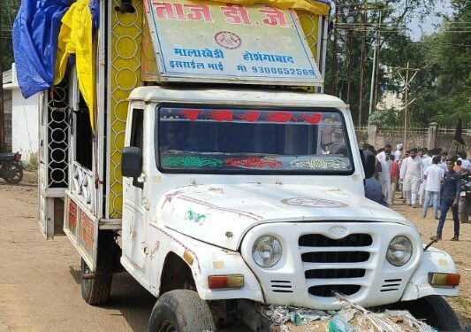 सिटी थाना प्रभारी सौरभ पांडे के नेतृत्व में कोतवाली पुलिस द्वारा डीजे को जप्त कर मध्यप्रदेश कोलाहल अधिनियम के तहत प्रकरण दर्ज किया गया