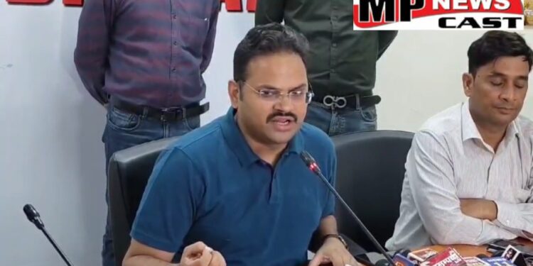 देखिऐ VIDEO कन्या भोजन के बहाने दो बच्चियों को अगवा करने का मामला, पुलिस ने बच्चियों को खोज निकाला,