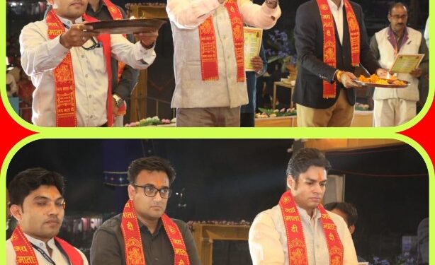 कैमोर दशहरा ग्राउंड में आयोजित की गई स्वीप गतिविधियाँ कलेक्टर श्री प्रसाद ने दिलवाई नैतिक मतदान की शपथ