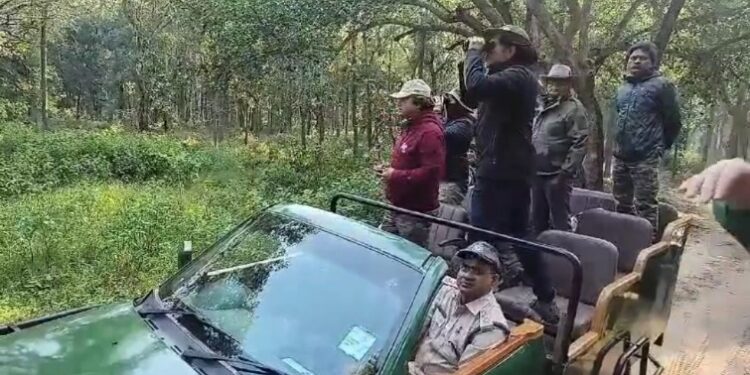 सचिन पहुँचे कान्हा नेशनल पार्क