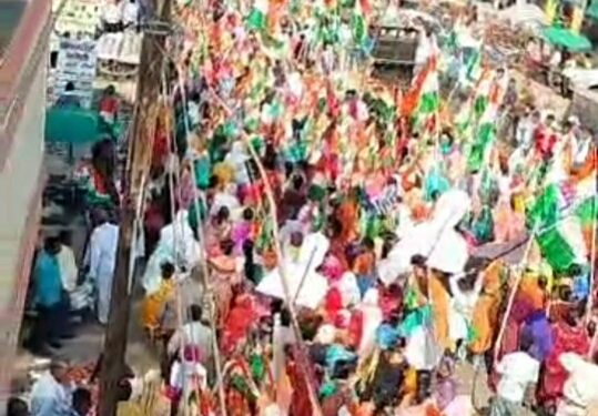 आंनद पंजवानी ने आज फार्म भरा हज़ारों की संख्या में भीड़