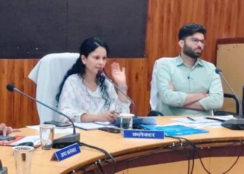 निर्वाचन से संबंधित कार्यों को सर्वोच्च प्राथमिकता प्रदान करें – डॉ. सिडाना  समय-सीमा की बैठक में कलेक्टर के निर्देश