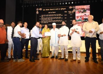 सागर स्मार्ट सिटी के कार्यों सहित सागर में कुल 519.01 करोड़ के विकासकार्यों का मुख्यमंत्री ने वर्चुअल माध्यम से किया लोकार्पण एवं शिलान्यास  झील साइड एलीवेटेड कॉरिडोर का निर्माण सागर की विकास गाथा में ऐतिहासिक कार्य