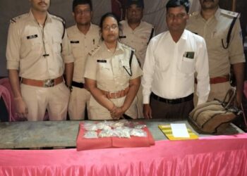 एसएसटी चेक पोस्ट खापा में ढाई किलो से अधिक की चाँदी ज़ब्त
