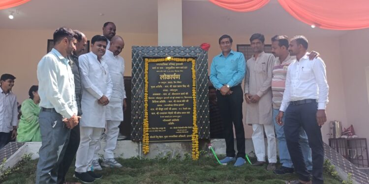 जहां कांग्रेस ने वृद्धाश्रम तौडा था, वहां विधायक निधि से बना सामुदायिक भवन,विधायक निधि से सनखेडा नाका पर बने सामुदायिक भवन का हुआ लोकार्पण,कांग्रेस पर जमकर बरसे नगरपालिका अध्‍यक्ष पंकज चौरे