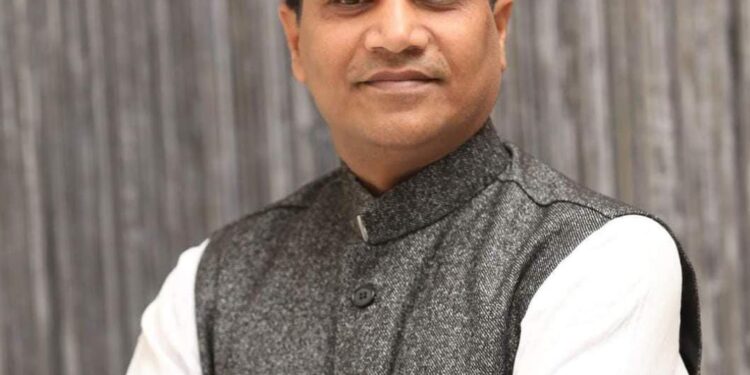 *डोंगरगढ विधायक भुनेश्वर बघेल के प्रयास से देवकट्टा में खुलेगा नवीन धान खरीदी केंद्र देवकट्टा में नवीन धान खरीदी खुलने से किसानों में खुशी की लहर (सुरेश सिन्हा)*