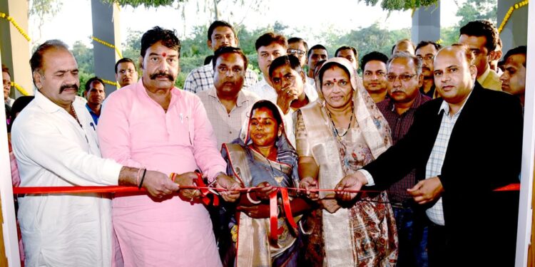 *नवीन जिला आयुष कार्यालय रतलाम का लोकार्पण*