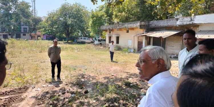 एक नई सौगात न्यास कॉलोनी के बड़े ग्राउंड में बनेगा क्रिकेट के लिए प्रेक्टिस ग्राउंड,विधायक डॉ शर्मा ने कहा बेहतर क्रिकेट ग्राउंड के लिए शासन ढूंढ़ रहा है जगह…..!