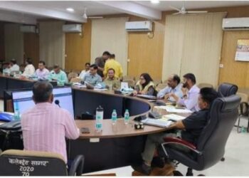 निष्पक्ष व शांतिपूर्ण निर्वाचन कराने के लिए सभी नियमों का कड़ाई से पालन कराएं – कलेक्टर एवं जिला निर्वाचन अधिकारी श्री आर्य
