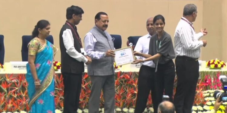 पं. रामलाल शर्मा स्कूल की सुप्रिया का देश के टाॅप 60 में हुआ चयन