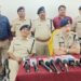 *पुलिस अधीक्षक, अमित कुमार के कुशल नेतृत्व में थाना करेली पुलिस को बड़ी सफलता, बंधन बैंक के कर्मचारी के साथ ऑख में मिर्ची पाउडर डालकर 55 हजार रूपये नगद टेबलेट एवं मोबाईल लूटने वाले 8 अज्ञात आरोपी गिरफ्त में।* *घटना संक्षिप्त विवरण :-*