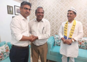 कांग्रेस से टिकट नहीं मिलने से नाराज…चतुर्भुज तोमर ने आम आदमी पार्टी का दामन थामा
