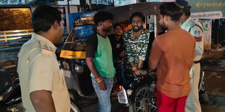 *बुलेट बाइक चालको के खिलाफ सिटी पुलिस सख्त,बाइक के सायलेंसर से फटाखे जैसी आवास आने पर चालानी कार्यवाही*