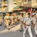 पुलिस ने निकाला फ्लैग मार्च:विधानसभा चुनाव शांतिपूर्ण करने के लिए..!  थाना प्रभारी जितेन्द्र वर्मा व उपनिरीक्षक रवि भंडारी अपनी टीम के साथ नगर में निकला फ्लैग मार्च…!