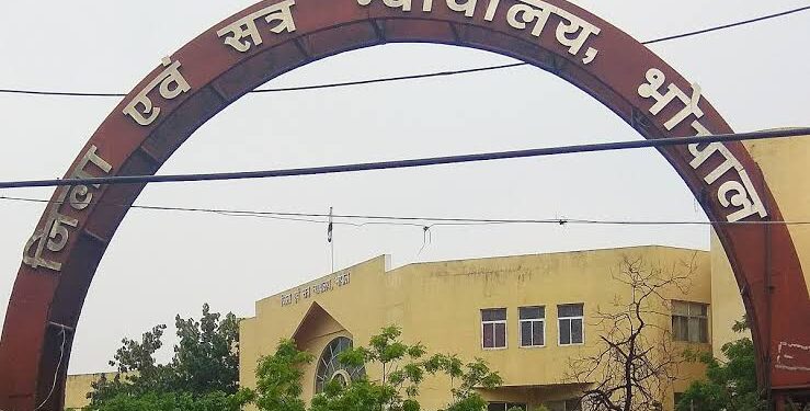 नाबालिक लडकी को बहला फुसलाकर कर गलत काम करने वालो की अब खैर नही