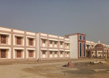 न्यायालय द्वारा अवैध रूप से गांजा का परिवहन करने वाले आरोपी को 10 वर्ष के सश्रम कारावास और ‘एक लाख रूपये‘ अर्थदण्ड से दण्डित किया गया।
