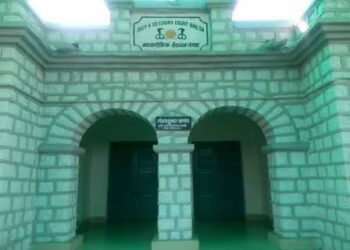सनसनीखेज मामले में न्यायालय द्वारा हत्या करने वाले आरोपीगण को आजीवन कारावास की सजा से दंडित किया गया।