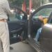 विजयराधवगढ़ थाना प्रभारी ने बहन की कार का जुर्माना करवा, निकलवाई काली फिल्म। पुलिस ने रोका, टीआई ने कहा नियम सबके लिए है बराबर, नियमानुसार कार्रवाई करो