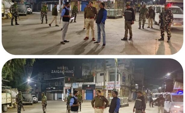 कलेक्टर एवं जिला निर्वाचन अधिकारी मनोज पुष्प एवं पुलिस अधीक्षक विनायक वर्मा रात्रि 12 बजे से देहात के साथ-साथ शहर का भी भ्रमण कर रहे हैं एवं अनावश्यक घूम रहे लोगों को घर जाने की हिदायत दे रहे हैं ।