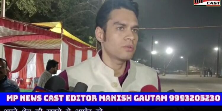 *कलेक्टर एवं जिला निर्वाचन अधिकारी अवि प्रसाद ने स्ट्रांग रूम का किया निरीक्षण*   *आईऐ सुनते कलेक्टर अविप्रसाद ने क्या बताया*