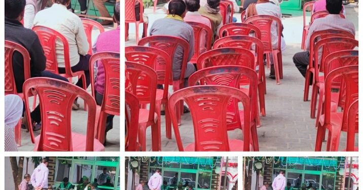 संपूर्ण थाना समाधान दिवस में पहुंची तेरा शिकायत है इनमें सात शिकायतों का मौके पर हुआ निस्तारण