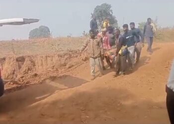 ज़िले में अवैध उत्खनन रोकने गए पटवारी को रेत माफिया ने ट्रेक्टर से कुचला, पटवारी प्रसन्न सिह बघेल की मौके पर मौत