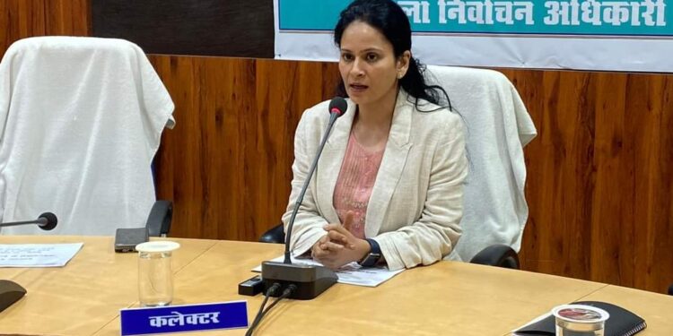 मतगणना के लिए बिछिया एवं निवास में 18-18 तथा मंडला में 17 टेबल  प्रवेश पत्र के बिना किसी भी व्यक्ति को नहीं मिलेगा प्रवेश  जिला निर्वाचन अधिकारी ने पत्रकारों को दी जानकारी