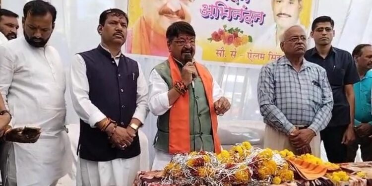 कालापीपल विधानसभा से प्रत्याशी 7 मैदान शेष डॉक्टर एलम सिंह बैस का नामांकन वापस करवाने…राष्ट्रीय महासचिव कैलाश विजयवर्गीय की कालापीपल पधारें….।