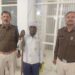 रीठी पुलिस ने घेरा बंदी कर दबोचा ग्राम पंचायत भवन के बाहर गांजा लिए खड़ा था आरोपी,