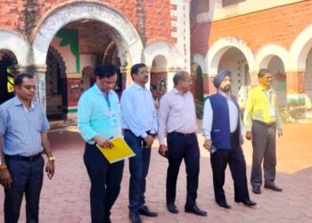 *फोटोयुक्त 12 दस्तावेजों में से कोई एक दिखाकर भी मतदाता कर सकेंगे मतदान*