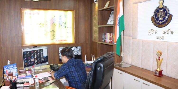 पुलिस अधीक्षक अभिजीत रंजन द्वारा आज दिनांक 22.11.23 को पुलिस कार्यालय में समस्त राजपत्रित पुलिस अधिकारियों एवं थाना एवं चौकी प्रभारी की गूगल मीट ली