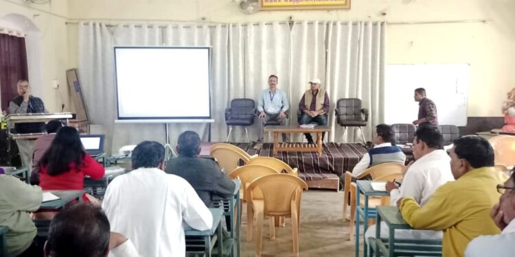 *तापमान में आई गिरावट के कारण प्रातः 9 बजे से पूर्व स्कूल संचालन पर रोक*