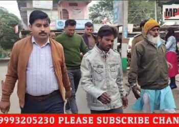 ब्रेकिंग पुलिस पर हमला करने वाले अपराधियों को गिरफ्तार कर निकला जुलूस