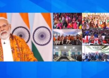 देश का हर गरीब मेरे लिए VIP है।    देश की हर माता-बहन-बेटी मेरे लिए VIP है।   देश का हर किसान मेरे लिए VIP है।   देश का हर युवा मेरे लिए VIP है -PM