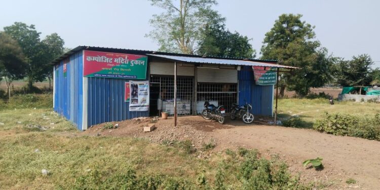 सिराली परोसी ही जा रही है जगह-जगह शराब प्रशासनिक अधिकारी है मौन